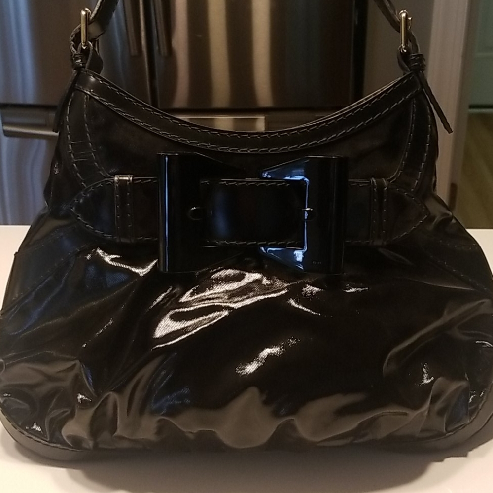 Gucci shiny black shoulder bag